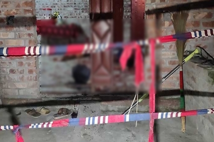 পঞ্চগড়ে মা ও দুই ছেলেকে কুপিয়ে হত্যা