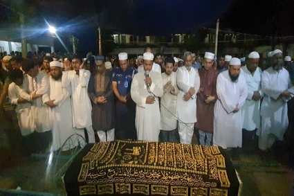 টাঙ্গাইলে গ্রা‌মের বা‌ড়ি‌তে সমা‌হিত গু‌লি‌তে নিহত ইমন‌