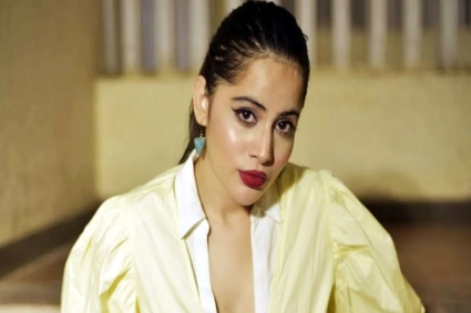 তিন বছর ধরে কারো সঙ্গে ঘনিষ্ঠ হননি উরফি!