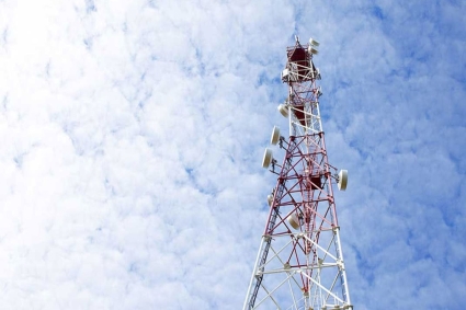 কমছে বন্যার পানি, সচল হচ্ছে মোবাইল অপারেটরদের অচল টাওয়ার