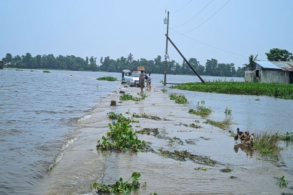 নদীর পানি বাড়ছে দুই বিভাগে