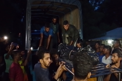 এক পরিবারের ৪ জনের মরদেহ বাড়ি পৌঁছেছে, মূর্ছা যাচ্ছেন মা