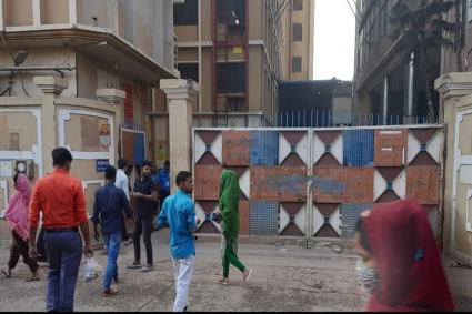 গাজীপুরে দুই পোশাক কারখানার ২০০ শ্রমিককে চাকরিতে পুনর্বহাল