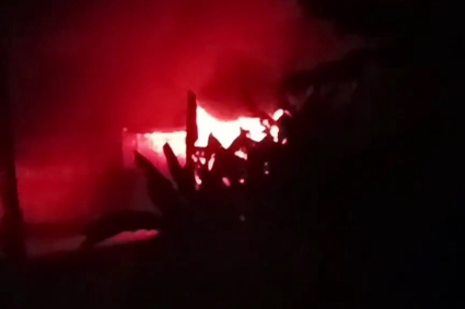 সাড়ে ৩ ঘণ্টার চেষ্টায় জাহিন স্পিনিং মিলের আগুন নিয়ন্ত্রণে