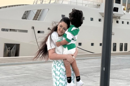 ছেলেকে নিয়ে আবেগাপ্লুত পরীমণি