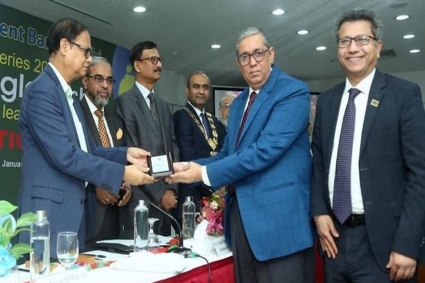 পাচার হওয়া অর্থ উদ্ধারে বিদেশি আইনজীবী নিয়োগ করবে সরকার