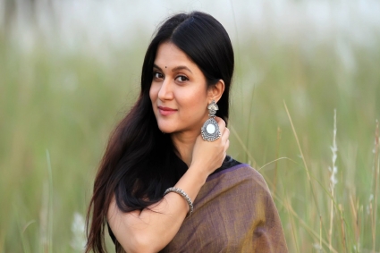 আমি ও আমার স্বামী নিজেদের কাজ নিয়ে ব্যস্ত : মিথিলা