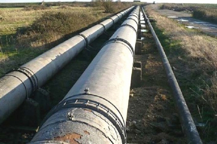 চট্টগ্রাম থেকে পাইপলাইনে জ্বালানি তেল যাচ্ছে ঢাকায় 