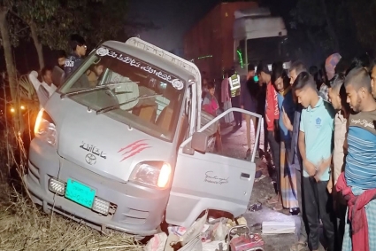 ফেনীতে একদিনে সড়কে ঝরল ৮ প্রাণ