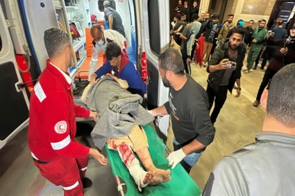 গাজায় বিমান হামলায় নিহত বেড়ে ২০৫, স্থল আক্রমণের হুমকি ইসরায়েলের