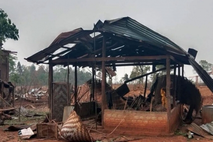 ভূমিকম্পের পরও রক্ষা নেই, বিমান হামলা চালিয়ে যাচ্ছে মিয়ানমার