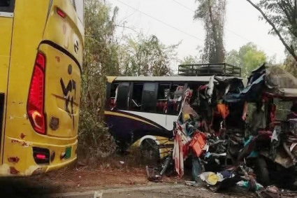ঈদের দিনে চট্টগ্রাম-কক্সবাজার মহাসড়কে ঝরল ৫ প্রাণ