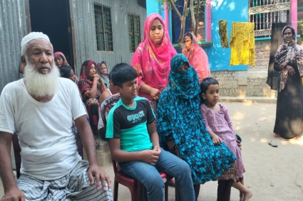 ‘আমার স্বামীকে আমার কাছে ফিরায় দেন, তারে দেশে নিয়া আসেন’