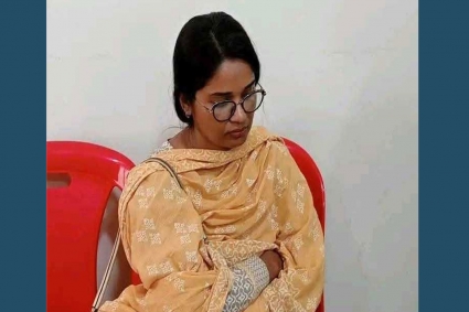 অর্থ আত্মসাতের অভিযোগে নাগরিক কমিটির নেত্রী গ্রেপ্তার