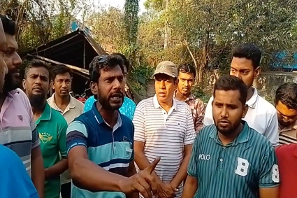 কুষ্টিয়ায় ব্রিটিশ আমেরিকান টোব্যাকোতে শ্রমিকদের বিক্ষোভ