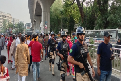 বর্ষবরণে ঢাকা বিশ্ববিদ্যালয় এলাকা ঘিরে কঠোর নিরাপত্তা