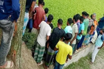 আশ্রয়ণ প্রকল্পের পাশ থেকে অজ্ঞাতনামা এক নারীর কঙ্কাল উদ্ধার