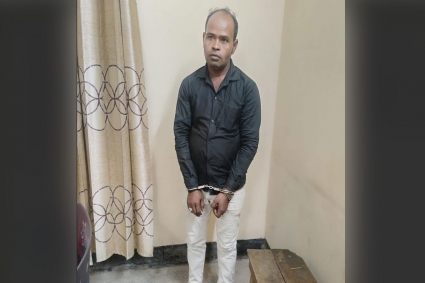 ঠাকুরগাঁওয়ে স্কুলছাত্রীকে ধর্ষণের অভিযোগে যুবক গ্রেপ্তার