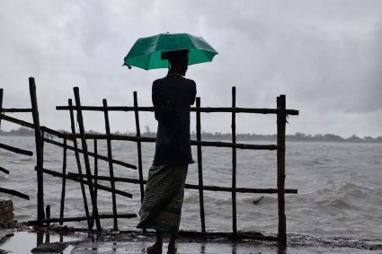 ৬ অঞ্চলের নদীবন্দরে ২ নম্বর নৌ হুঁশিয়ারি সংকেত