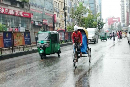 সকাল থেকে ঢাকায় বৃষ্টি, সঙ্গে বাতাস