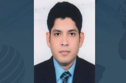 নারীর সঙ্গে অন্তরঙ্গ ভিডিও ভাইরাল, শরীয়তপুরের ডিসিকে ওএসডি