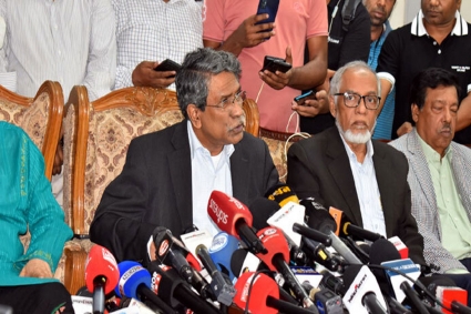 এনসিসি গঠন থেকে সরে এসেছে ঐকমত্য কমিশন : আলী রীয়াজ