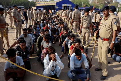 ভারত থেকে মুসলিমদের বিতাড়নের অভিযোগ, আতঙ্কে বাঙালি মুসলমানেরা