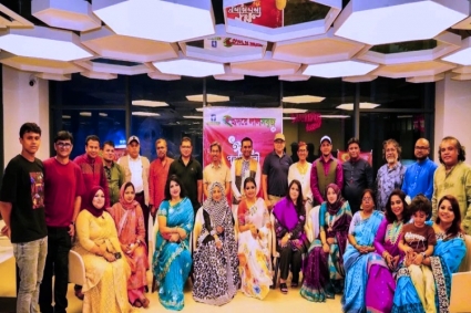 হৃদয়ে লালসবুজের ঝলমলে ঈদ পুনর্মিলনী