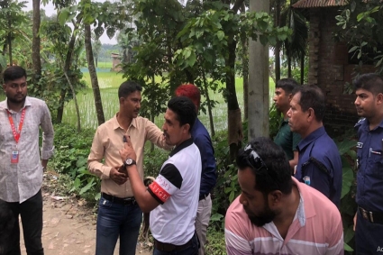 মানবাধিকার কর্মী সেজে মিমাংসা করতে এসে পুলিশের হাতে ৪ জন আটক