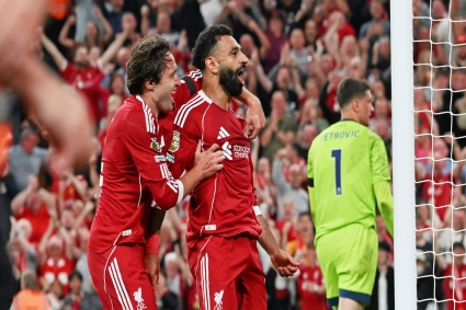 ৬ গোলের রোমাঞ্চকর ম্যাচ জিতে মৌসুম শুরু লিভারপুলের