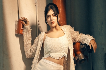 আবারও ছোট পর্দায় ফিরছেন মধুমিতা