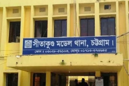 আওয়ামী লীগ নেতাকে ছাড়াতে থানায় হাজির জামায়াত নেতা