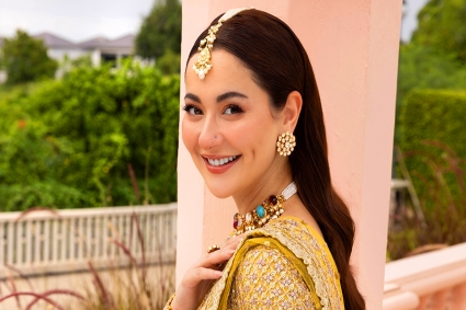 হানিয়ার সঙ্গে দেখা করার স্বপ্ন এখন হাতের মুঠোয়!