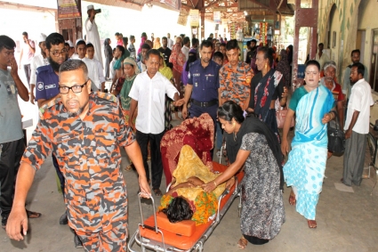 চলন্ত ট্রেনে সন্তান প্রসব, সুস্থ মা ও নবজাতক