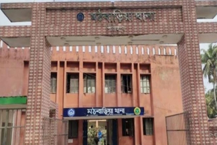 মধ্যরাতে ঘুমন্ত শ্বশুরকে ডেকে জামাই বলল, ‘আপনার মেয়ে আত্মহত্যা করেছে’