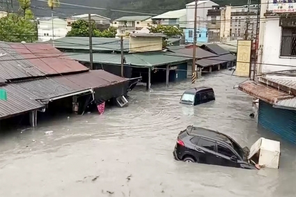 সুপার টাইফুন রাগাসার আঘাতে তাইওয়ানে নিহত ১৪, নিখোঁজ ১২৪