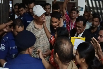 ৭ মামলায় জামিন নিয়ে ভারতে পালালেন আ.লীগ নেতা, তদন্তের দাবি বিএনপির