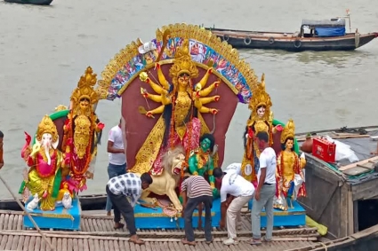 ভারতে দুর্গা বিসর্জন দিতে গিয়ে ১৩ জনের মৃত্যু