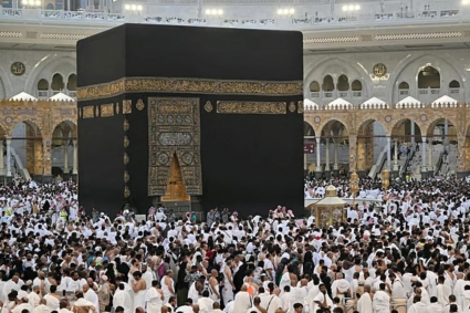 ওমরাহ নিয়মে কড়াকড়ি, মানতে হবে যে ১০ নির্দেশনা