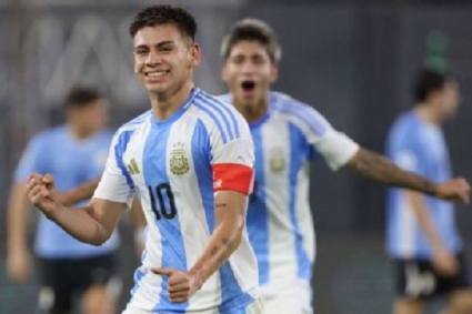 বিশ্বকাপ থেকে বিদায় ব্রাজিলের, সেরা ১৬তে আর্জেন্টিনা