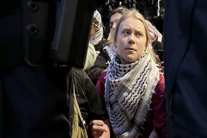 ফ্লোটিলা : গ্রেটাসহ ১৬৫ জন অভিযাত্রীকে গ্রিসে পাঠাচ্ছে ইসরায়েল