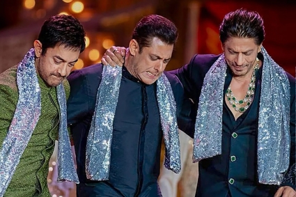 রিয়াদে এক মঞ্চে বলিউডের তিন খান