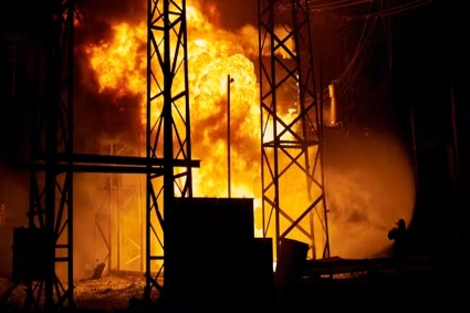 রাশিয়ার ড্রোন-ক্ষেপণাস্ত্র হামলায় ইউক্রেনের বিস্তীর্ণ এলাকা বিদ্যুৎবিহীন