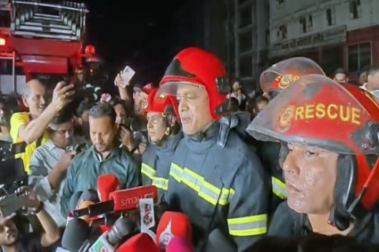 মিরপুরে আগুনের সূত্র এখনো নিশ্চিত নয় ফায়ার সার্ভিস