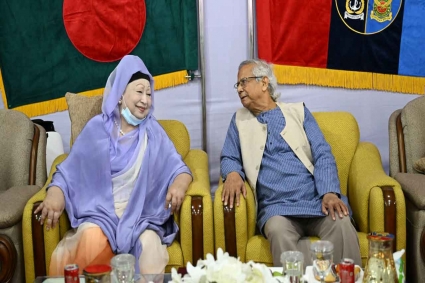 সেনানিবাসে খালেদা জিয়া-প্রধান উপদেষ্টার একান্ত আলাপ