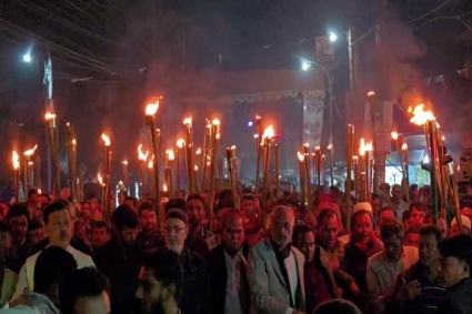 প্রার্থী পরিবর্তনের দাবিতে কিশোরগঞ্জে মশাল মিছিল