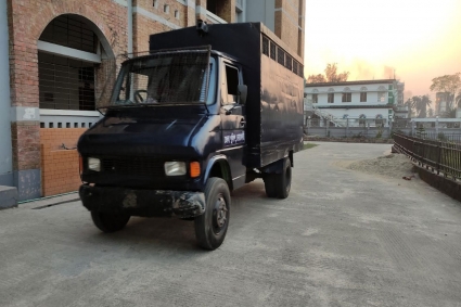 নোয়াখালীতে ২৪ ঘণ্টায় ১৩ আওয়ামী লীগ নেতাকর্মী গ্রেপ্তার