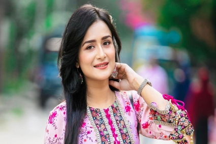 মা হলেন অভিনেত্রী নাদিয়া