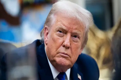 ইরানে হামলার ব্যাপারে ‘সিরিয়াসলি’ ভাবছেন ট্রাম্প