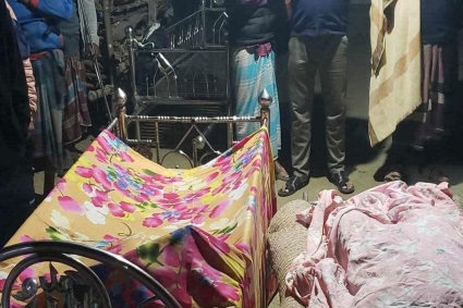 চাঁদপুরে বিদ্যুৎস্পৃষ্টে মা-ছেলের মৃত্যু